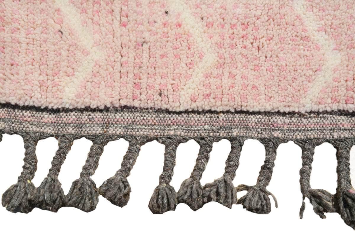Begin (4'1" x 6'1") - Minimalist Blush Pink Zigzag Azilal Rug - Image 2