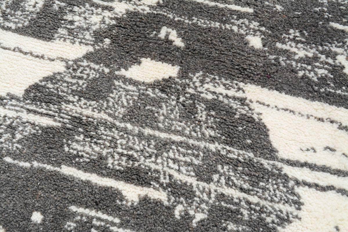 Faded (3'2" x 5') - Distressed Bohemian Azilal Rug - Image 2