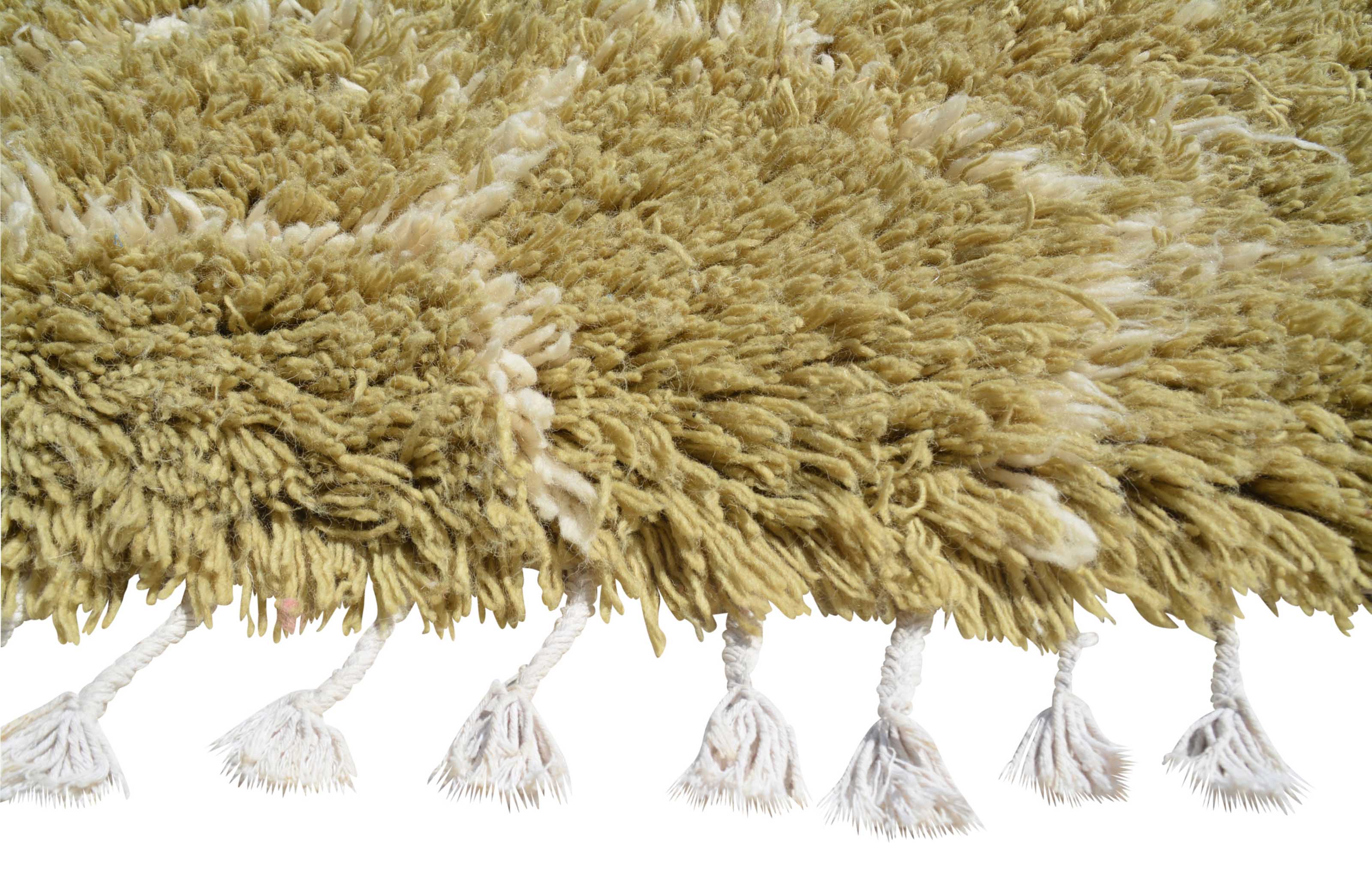 Fallen (5'8" x 8'6") - Abstract Pea Green Diamond Shag Berber Rug - Image 5