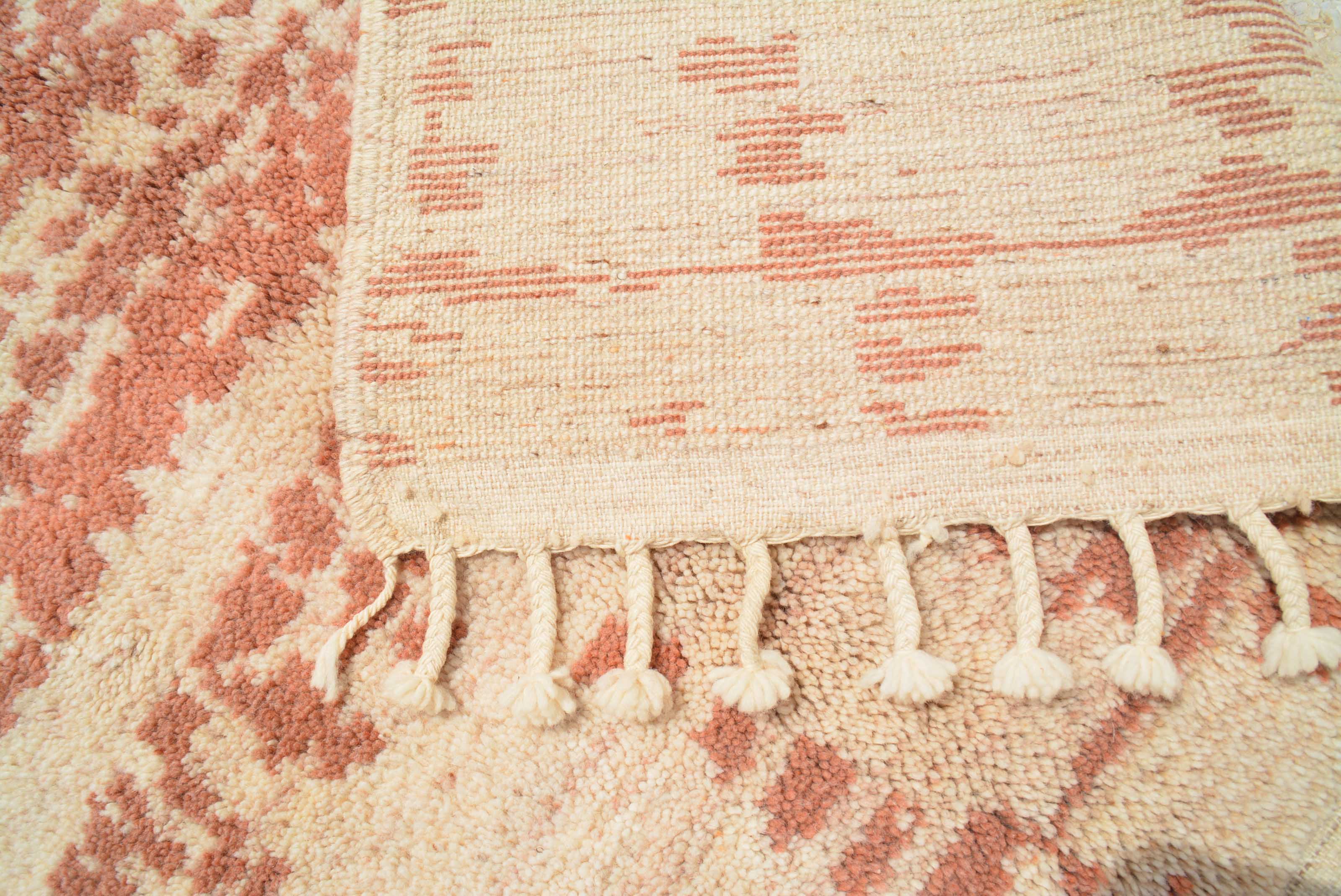 Fyrsta (6'2" x 9'0") - Abstract Distressed Rosy Pink Azilal Rug - Image 5
