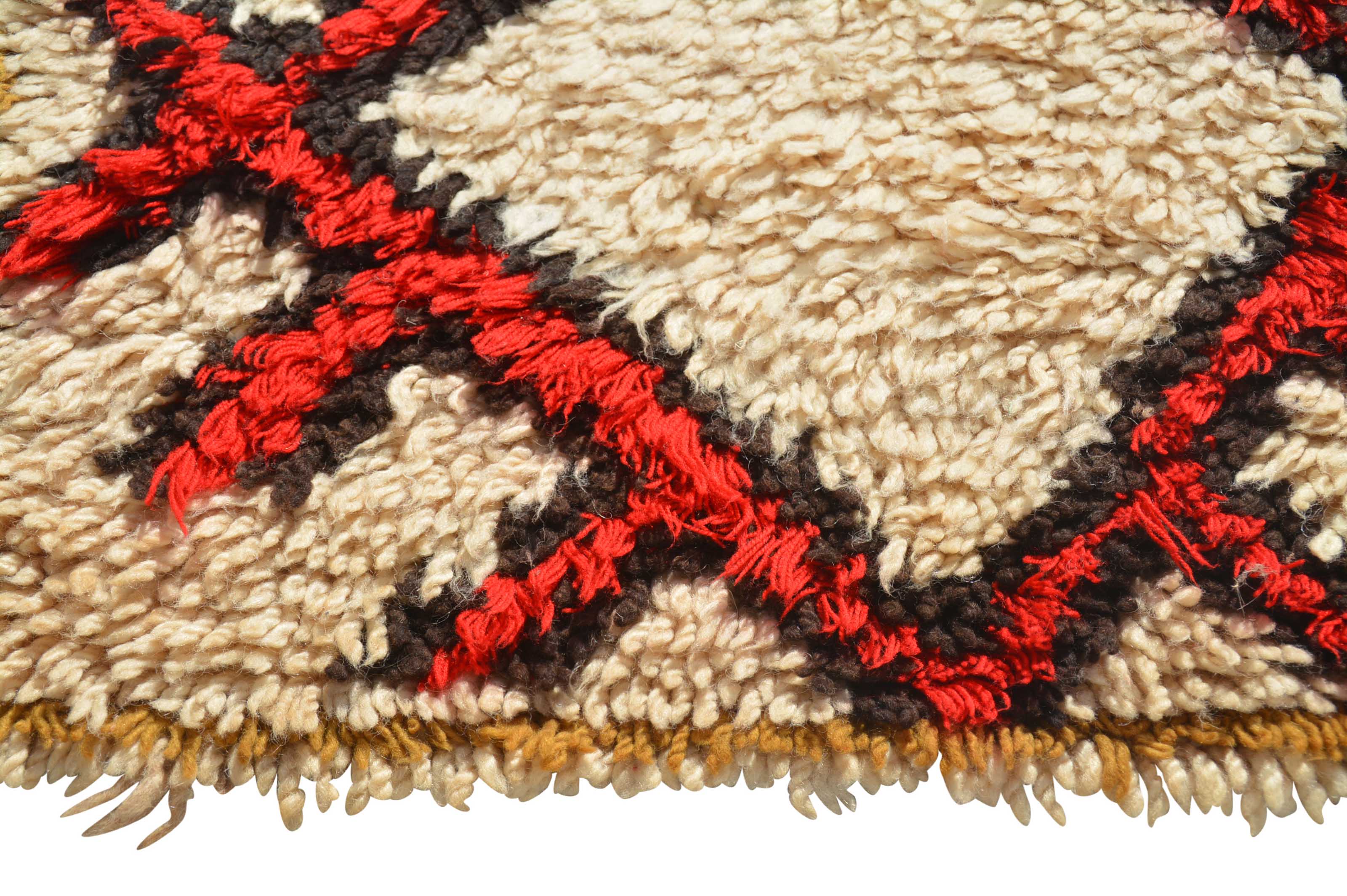 Gone Mad (2'6" x 7'1") – Vintage Bold Spiky Diamond Azilal Moroccan Runner - Image 3