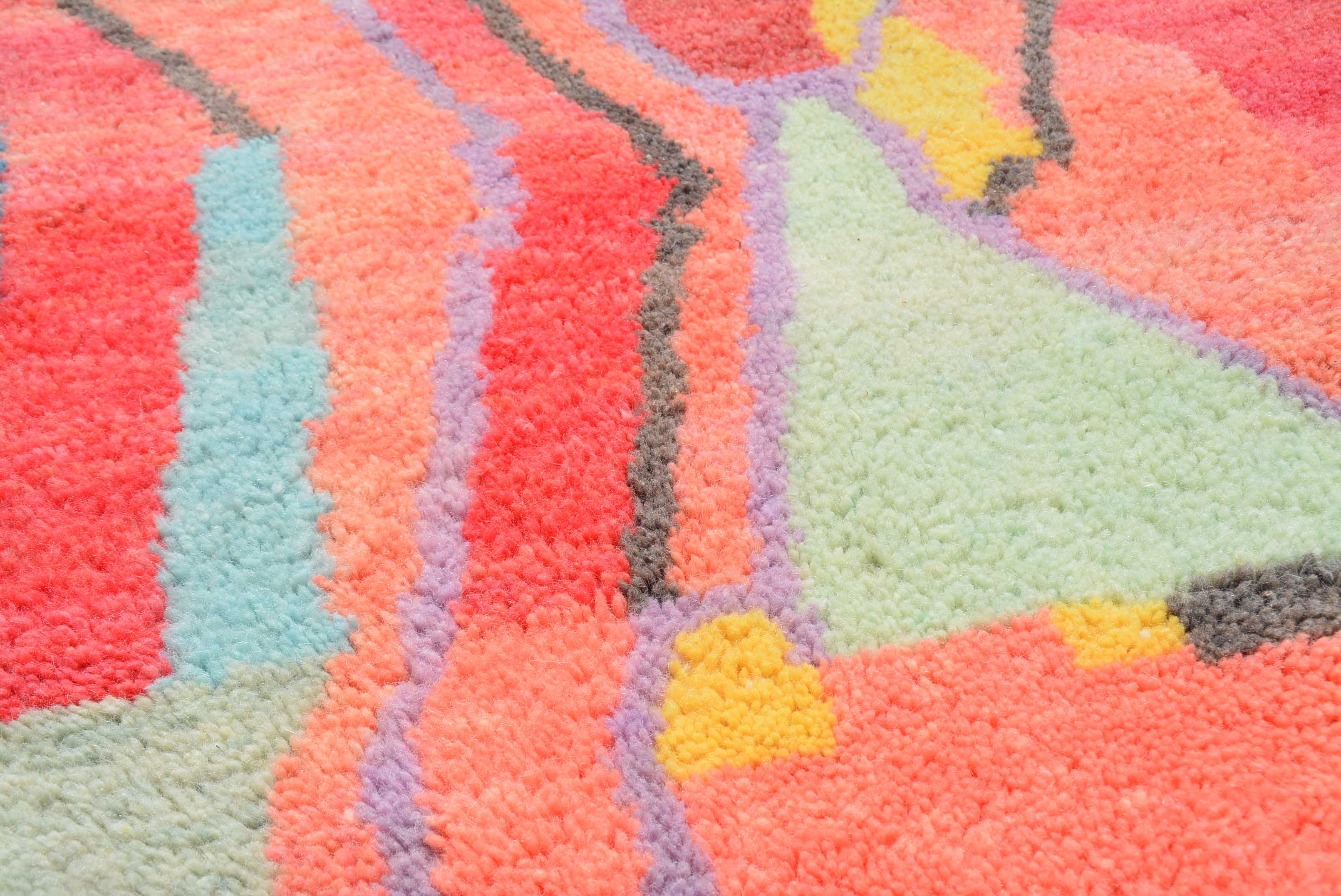 Harper (4'0" x 6'0") - Abstract Multicolor Medallion Berber Rug - Image 2