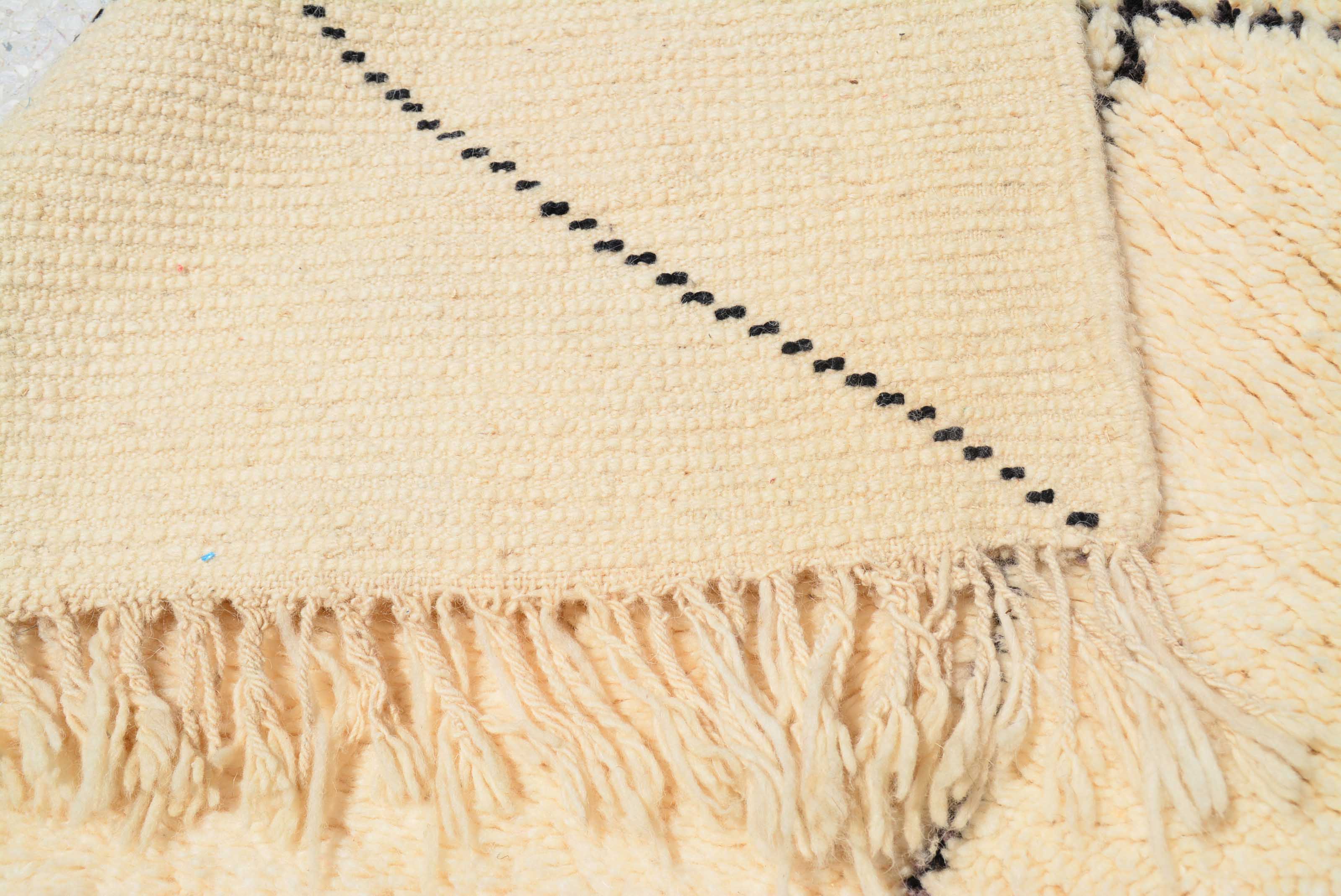InMyLife (4'5" x 6'10") - Classic Cream & Charcoal Geometric Diamond Beni Ourain Rug - Image 3