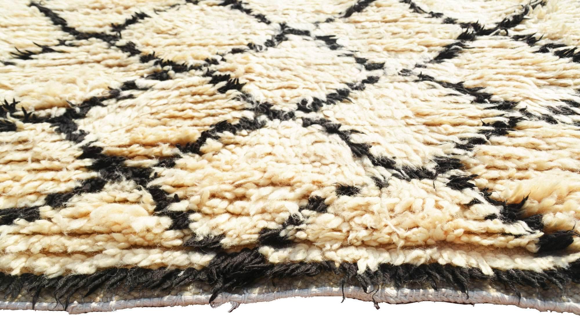 Prime (3'3" x 8'2") – Minimalist Vintage Beni Ourain Wool Shag Runner - Image 3