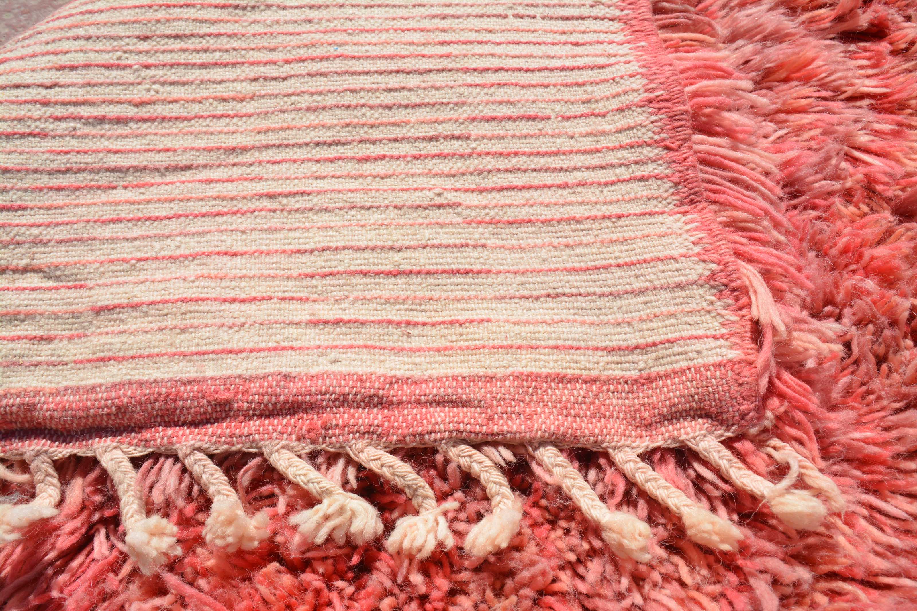 Rising (6'3" x 8'8") - Solid Salmon Pink Ultra Shag Berber Rug - Image 6