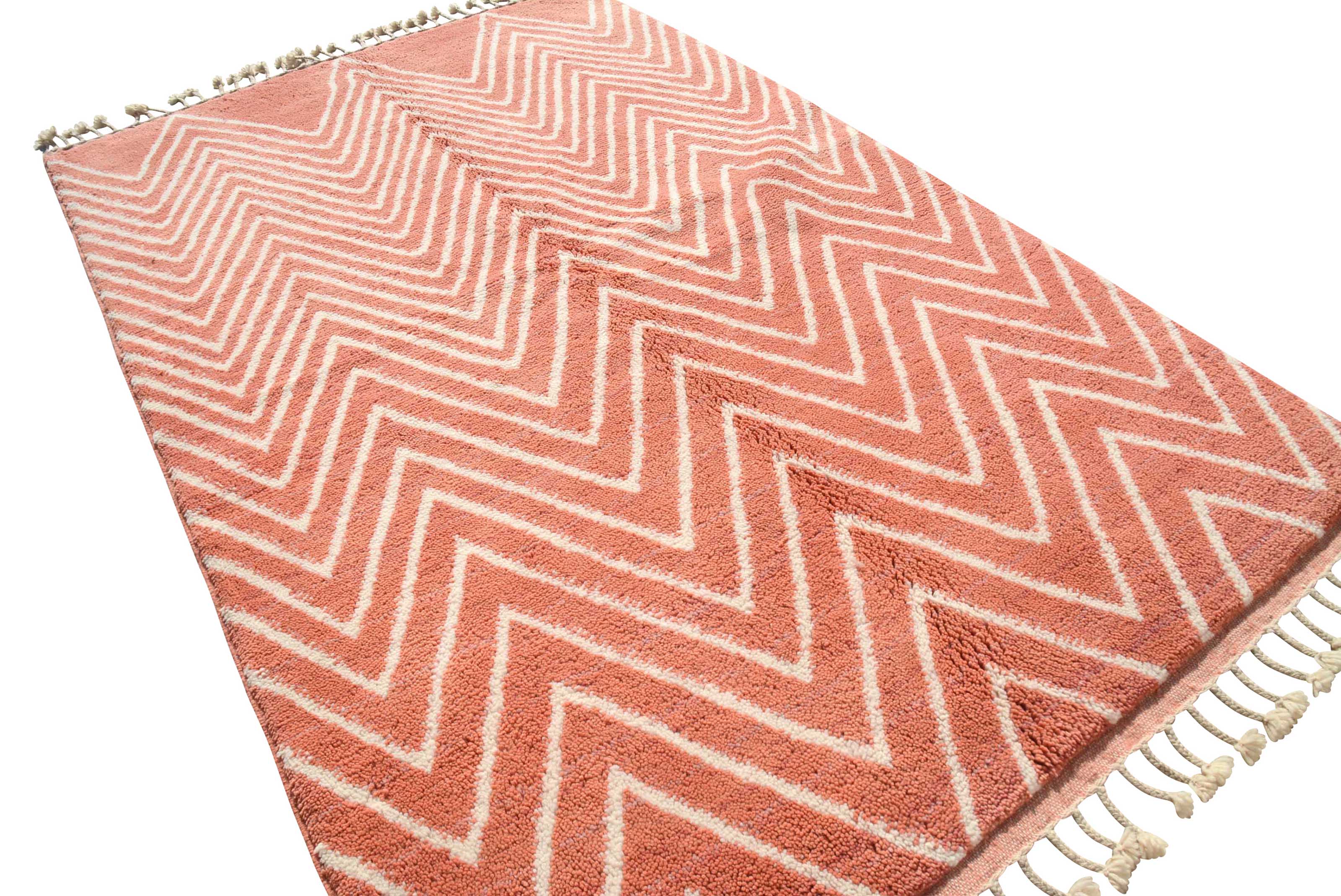 RoseWave (5'0" x 8'0") - Pink Chevron Geometric Azilal Rug - Hand-Knotted Wool - Image 6