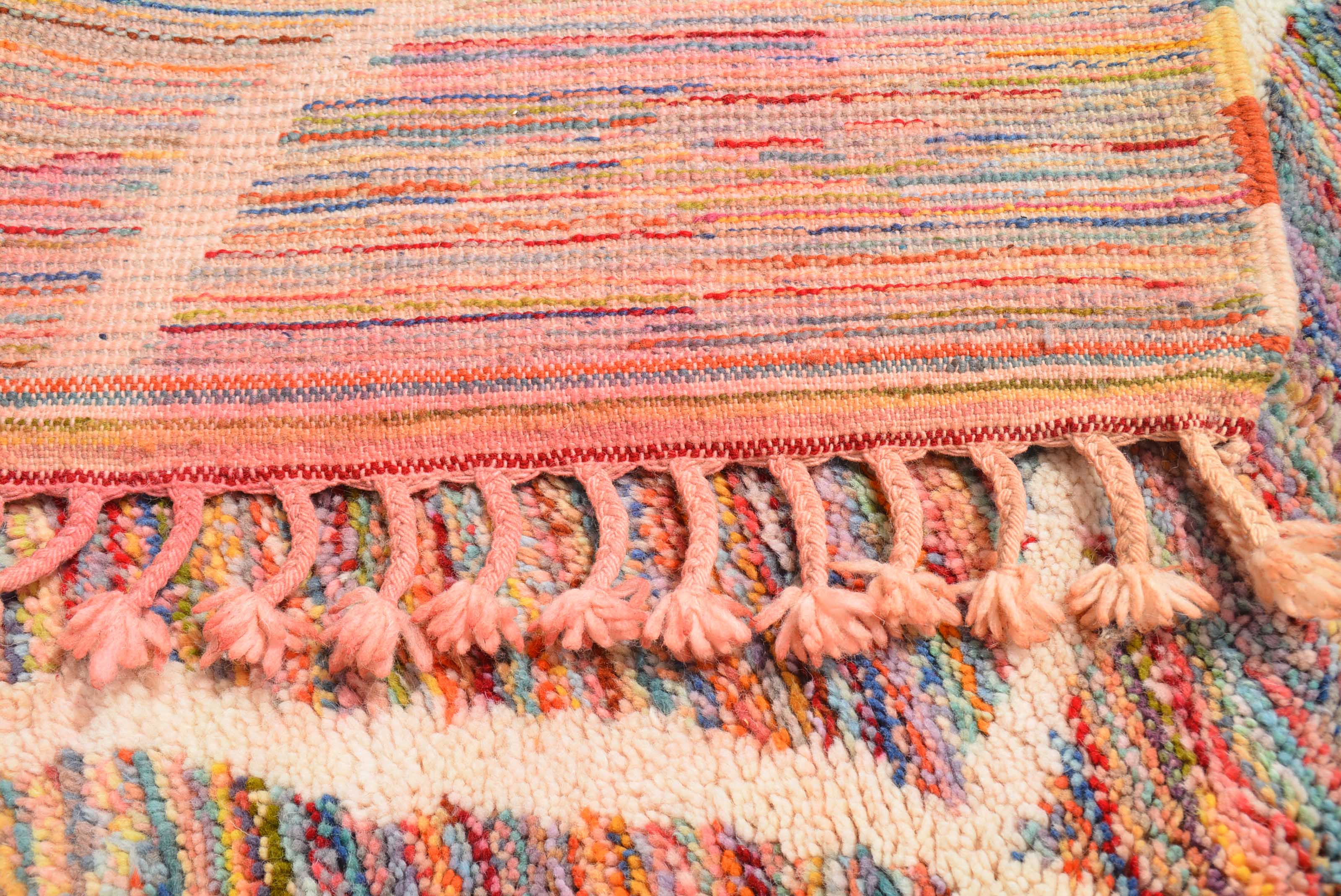 Sea of Dreams (8'0" x 10'0") - Vibrant Multicolor Diamond Lattice Azilal Rug - Image 4