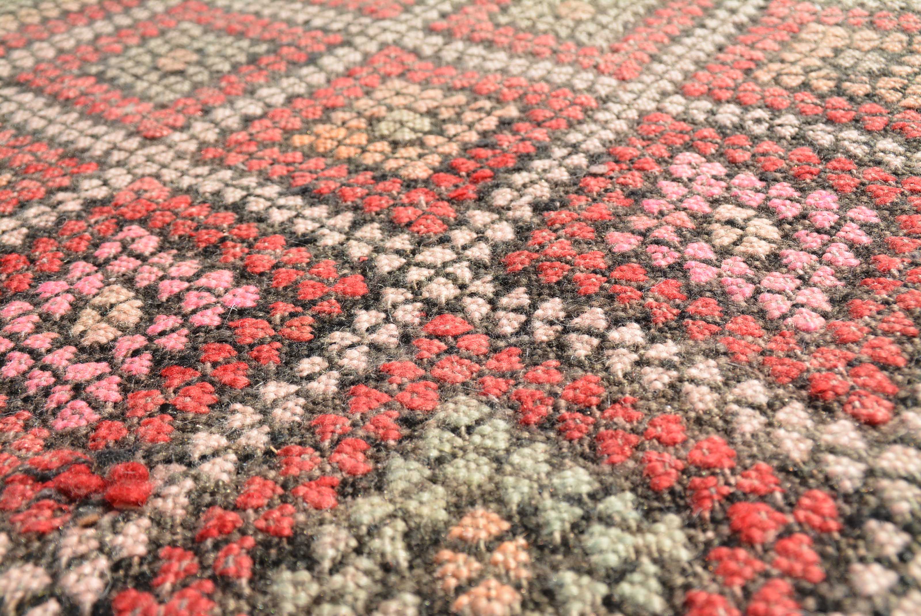 True Gem (4'11" x 10'4") – Faded Vintage Boujaad Lattice Rug - Image 2