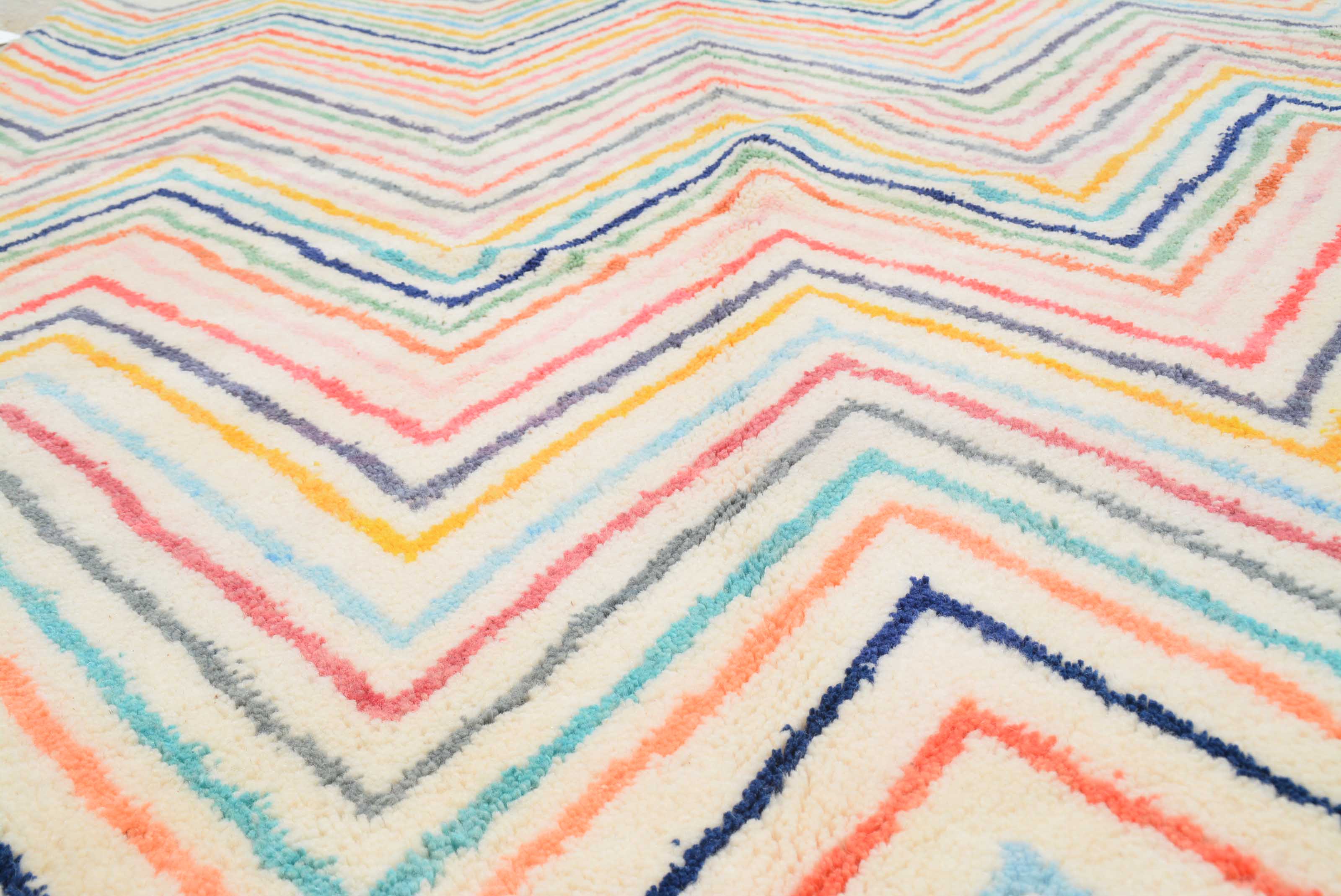 Zigzag Carnival (6'0" x 8'10") - Multicolor Chevron Geometric Azilal Rug - Image 2